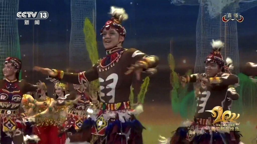Chinese TV features blackface performers in New Year’s gala