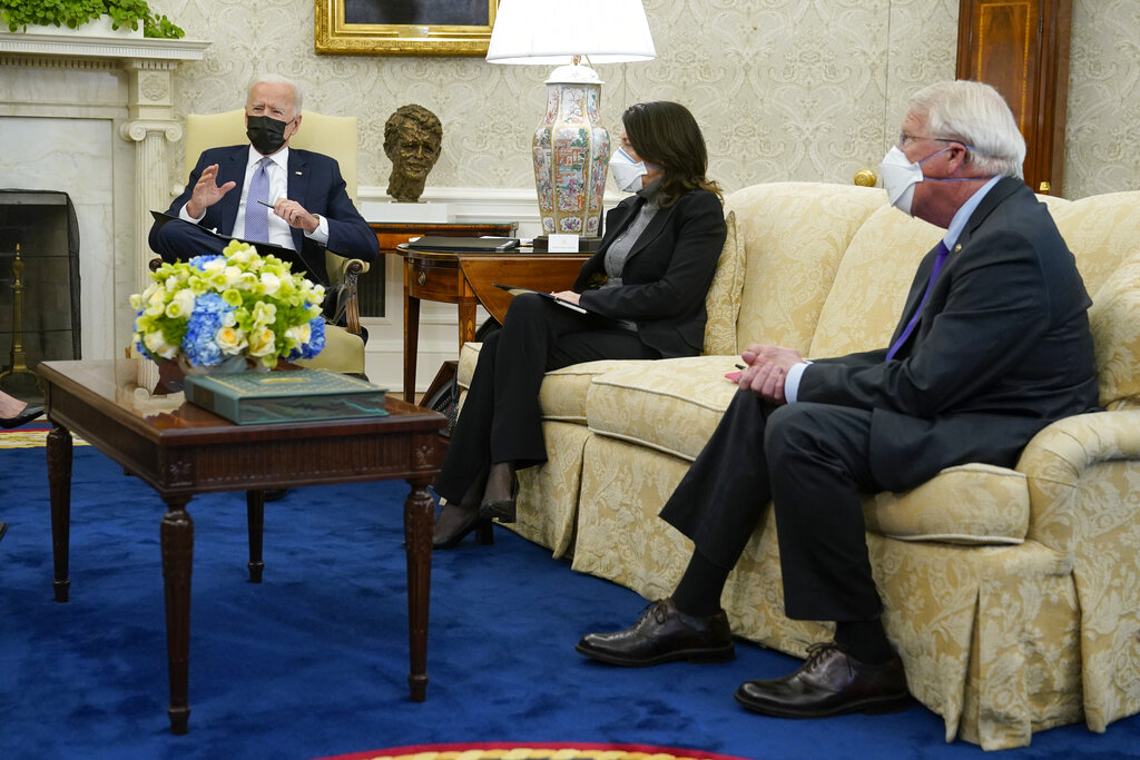 Biden aims for bipartisanship but applies sly pressure