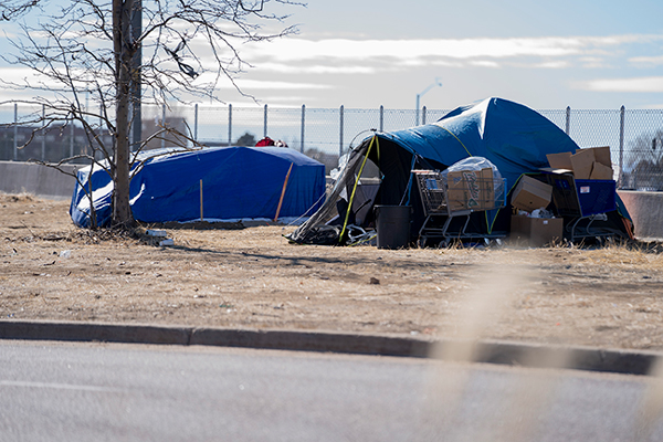 Watch Aurora lawmakers consider more Pallet shelters to speed up camping ban enforcement – Latest News
