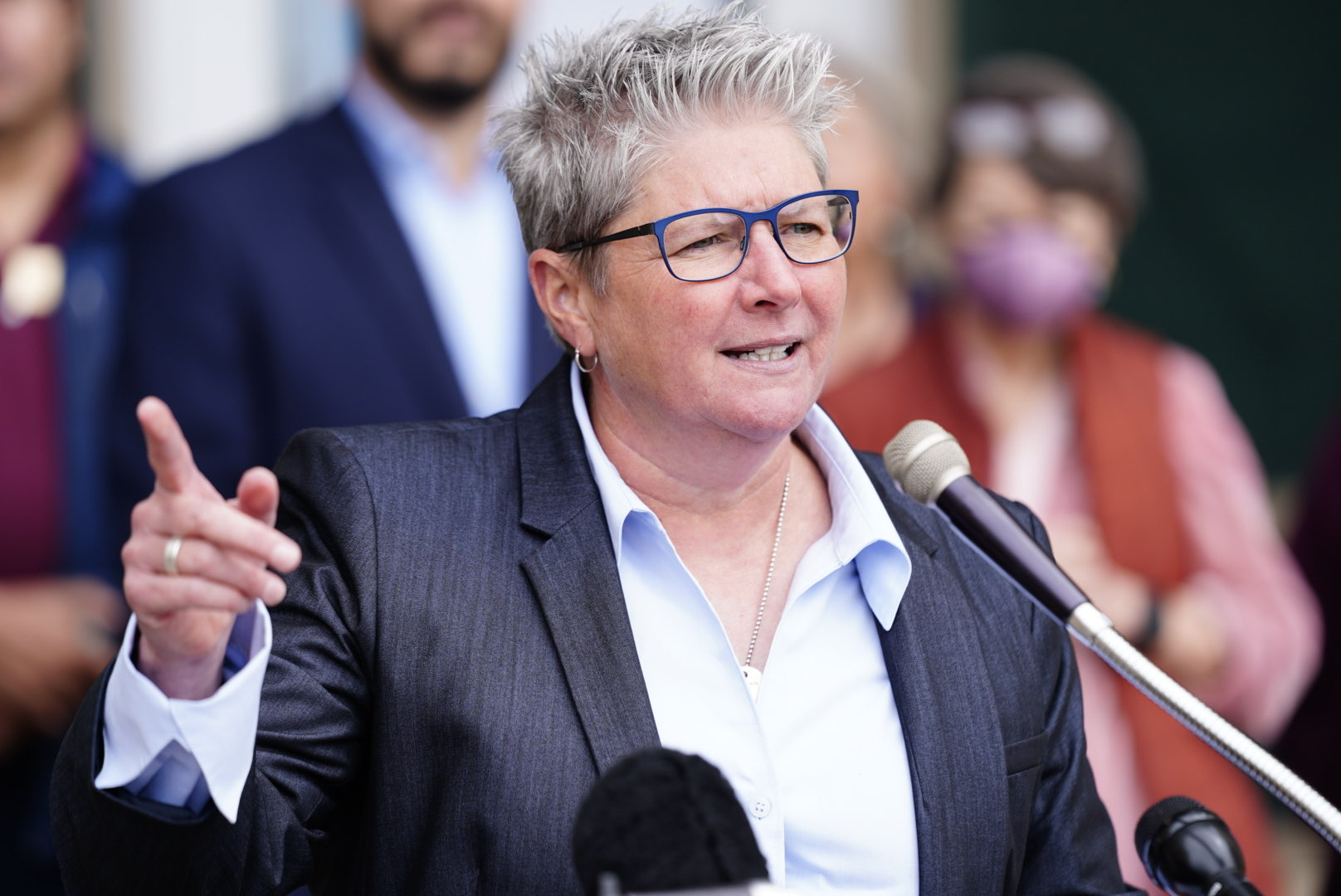 'Leadership is not a popularity contest' — Rally in Aurora for fired