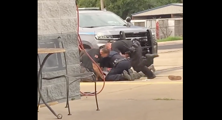 3 Arkansas Officers Suspended After Video Captures Brutal Beating ...